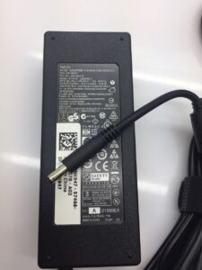 AC Adapter Charger For Dell 19.5V-4.62A (90W) Round DC Jack 4,5*3,0mm w/pin inside Original