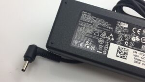 AC Adapter Charger For Dell 19.5V-4.62A (90W) Round DC Jack 4.0*1.7mm Original